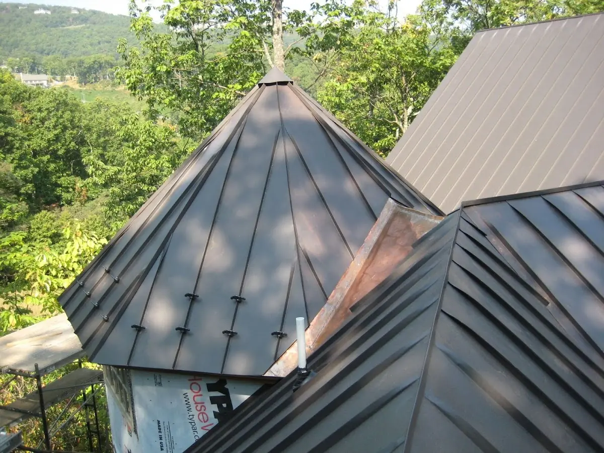 Professional Roof Tarp Installation by Craftsman Roofing in Gotts